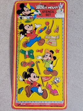 Vintage 1990 Mickey Mouse Stencil